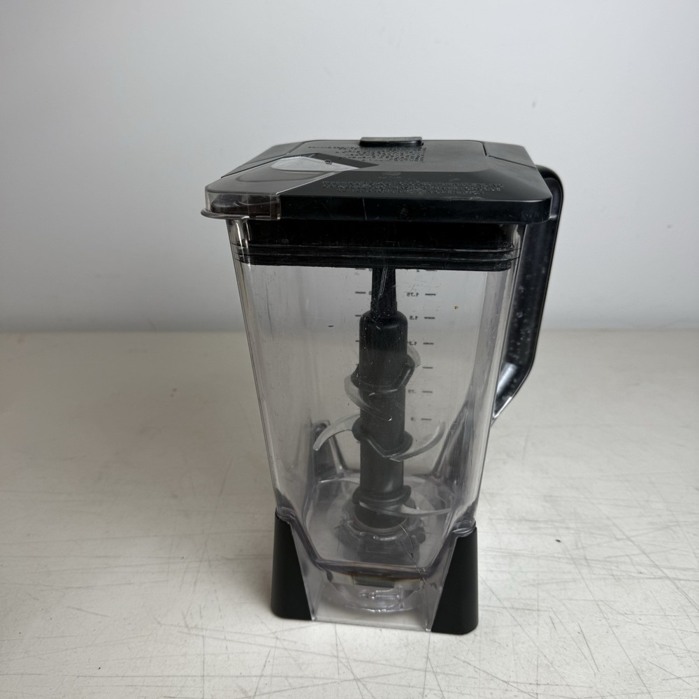 Ninja 72oz Pitcher w/ Lid & Blade BL660 BL663 BL740 BL770 BL771 READ - Picture 2 of 7